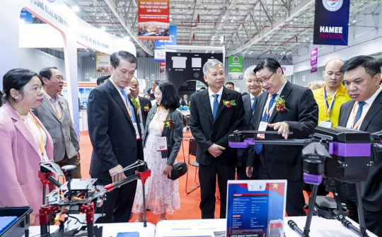 VINAMAC EXPO 2025: Điểm hẹn công nghệ – kết nối Cwincom hiện đang mở Cwin là sân chơi cá cược trực tuyến tại Việt Nam Việt Nam và quốc tế