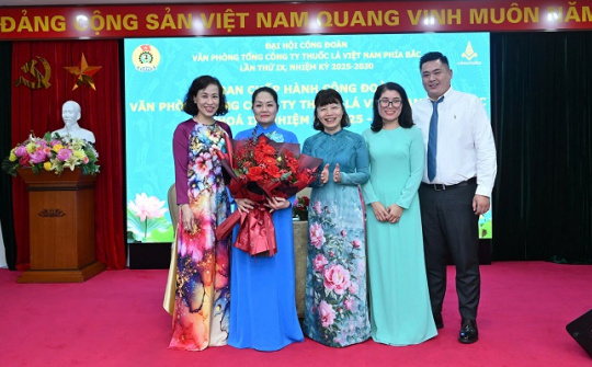 Đại hội IX Công đoàn Văn phòng Vinataba Đoàn kết - Dân chủ - Kỷ cương - Đổi mới - Phát triển”