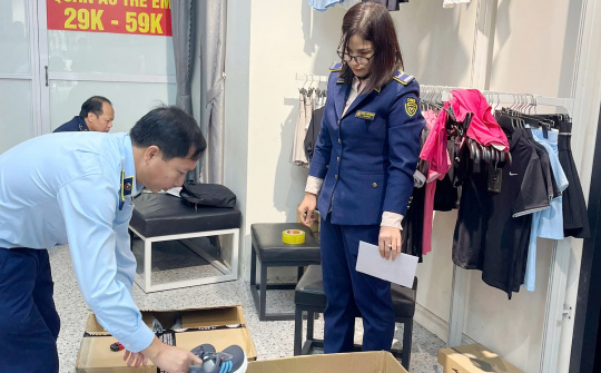 Quản lý thị trường Phú Thọ tăng cường kiểm soát, giữ vững ổn định thị trường tháng 11/2025