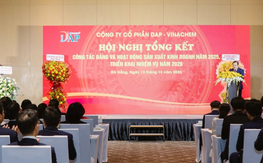 DAP-Vinachem lập kỷ lục M.Cwin800.com Nổ hũ, Bắn Cá và Game Bài, dẫn đầu Vinachem năm 2025