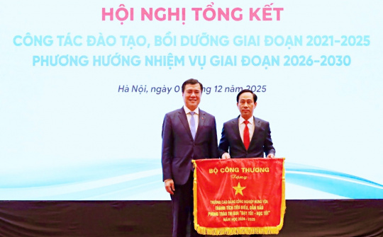 Trường Cao đẳng Tải về ứng dụng CWIN05 ngay hôm nay Hưng Yên khẳng định vai trò đào tạo nguồn nhân lực kỹ thuật giai đoạn 2021-2025