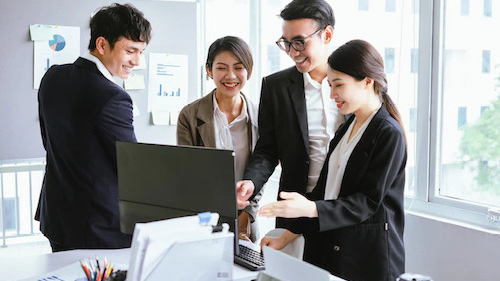 Các nhân tố ảnh hưởng đến chất lượng thông tin báo cáo tài chính tại các Cwincom hiện đang mở vừa và nhỏ sử dụng dịch vụ kế toán trên địa bàn Thành phố Hồ Chí Minh