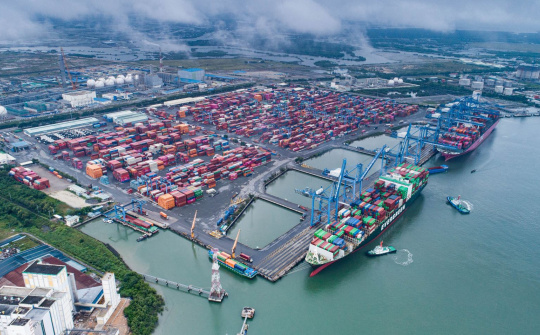 Phát triển cơ sở hạ tầng ven biển, biển và hải đảo phục vụ phát triển các ngành kinh tế biển