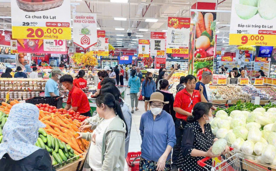 Central Retail Việt Nam giảm giá các mặt hàng M.Cwin800.com thể thao, casino live, bắn cá và slot nổ hũ thiết yếu sau Tết