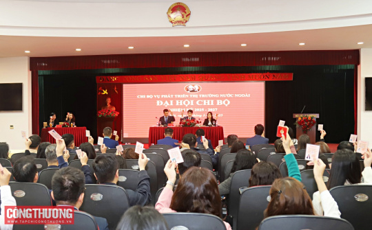 Chi bộ Vụ Phát triển thị trường nước ngoài: Phát huy vai trò tiên phong, góp phần nâng cao vị thế Việt Nam trên bản đồ kinh tế toàn cầu