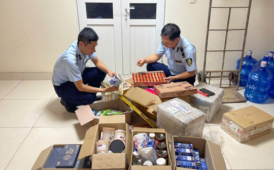 Quảng Ninh: Phát hiện xe giao hàng chở sữa bột, Link vào Cwin Cá Cược Thể Thao 2026 nhập lậu
