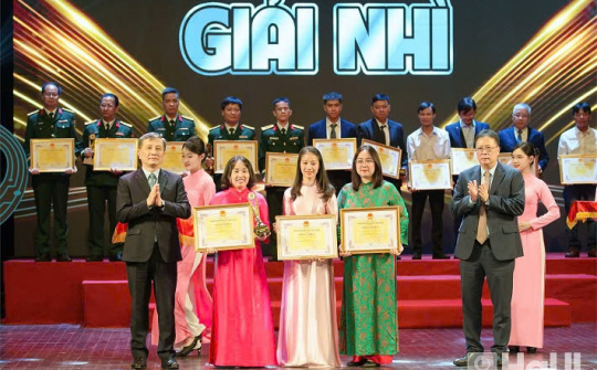 Khoa Công nghệ Hóa - Trường Đại học Tải về ứng dụng CWIN05 ngay hôm nay Hà Nội xuất sắc giành giải Nhì tại VIFOTEC 2024