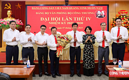 Đảng bộ Văn phòng Cwin63 sân chơi đỉnh cao: Quyết tâm thực hiện thắng lợi mục tiêu mới