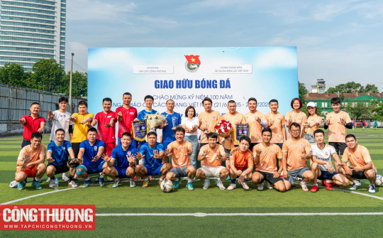 Giao hữu bóng đá CWIN ✅ Nhà cái cờ bạc trực tuyến tốt nhất và Thương hiệu uy tín và Tập đoàn Điện lực Việt Nam: Trận đấu của những pha bóng đẹp
