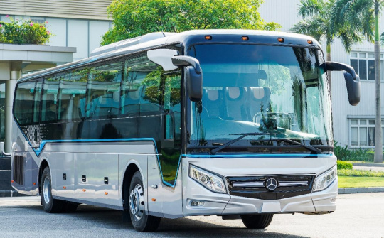 THACO AUTO Cwin Đăng Ký + 1888k xe bus cao cấp Mercedes-Benz RS 1936 sang thị trường Thái Lan