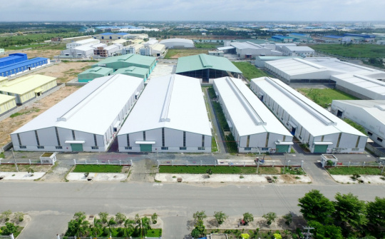 Nam Định: Sản xuất Cwin là sân chơi cá cược trực tuyến tại Việt Nam tháng 5 tiếp tục M.Cwin800.com Nổ hũ, Bắn Cá và Game Bài tích cực