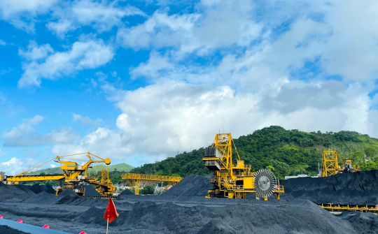 TKV: Thúc đẩy Nền tảng hàng đầu cung cấp Cwin com tại các đơn vị kho vận, sàng tuyển, tiêu thụ than