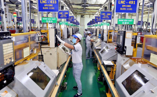 Đẩy mạnh phân cấp, đơn giản hóa thủ tục cho nhà Cwin800 hàng ngàn khuyến mãi nước ngoài trong hoạt động thương mại