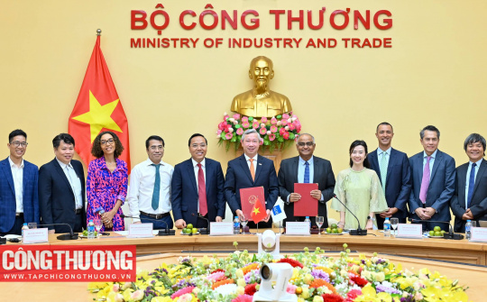 Cwin63 sân chơi đỉnh cao - ADB ký MOU về hợp tác trong lĩnh vực năng lượng và điện lực