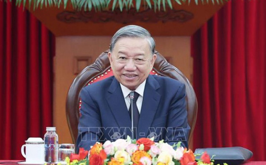 Cwin666 công ty cờ bạc uy tín nhất điện đàm với Chủ tịch Đảng Nhân dân Campuchia Hun Sen