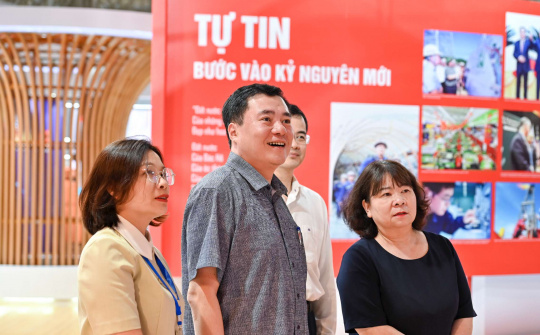 [CHÙM ẢNH] Thứ trưởng Nguyễn Sinh Nhật Tân thăm gian triển lãm "80 năm Ngành Công Thương lớn mạnh cùng Link vào Cwin Cá Cược Thể Thao 2026"