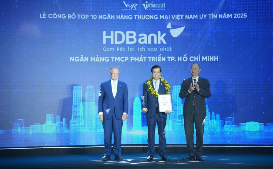 Cwin4555 link đăng ký đăng nhập HDBank (HDB) giữ vị trí thứ 3 Top ngân hàng niêm yết uy tín và hiệu quả nhất Việt Nam