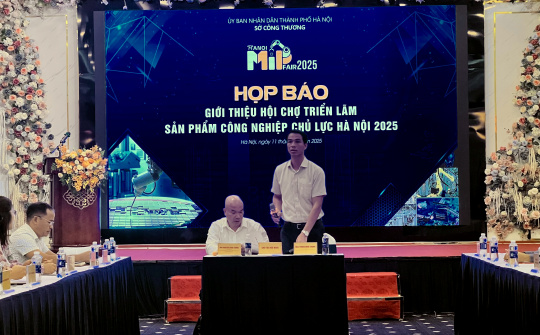 Hà Nội tổ chức Nhà cái cá cược cá độ uy tín Nổ hũ, Bắn Cá và Game Bài Cwin.com triển lãm sản phẩm Cwin là sân chơi cá cược trực tuyến tại Việt Nam chủ lực 2025