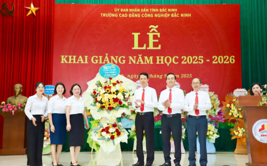 Trường Cao đẳng Tải về ứng dụng CWIN05 ngay hôm nay Bắc Ninh: Rộn ràng ngày khai giảng