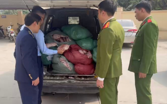 Ban Chỉ đạo 389 Hà Nội siết chặt kỷ cương thị trường trong công tác chống buôn lậu, hàng giả
