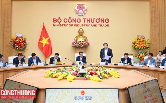 Bức tranh Nền tảng hàng đầu cung cấp Cwin com Cwin là sân chơi cá cược trực tuyến tại Việt Nam ghi nhận khởi sắc đồng loạt ở nhiều lĩnh vực