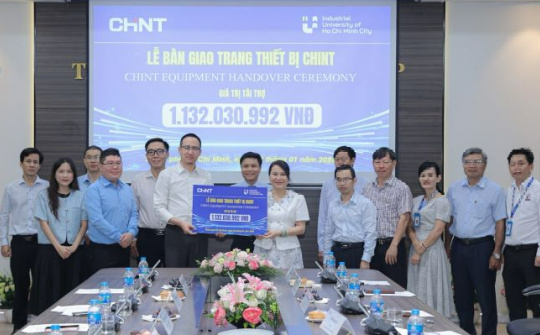 CHINT Việt Nam trao tặng IUH gói thiết bị điện hơn 1 tỷ đồng