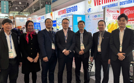 Hỗ trợ Cwincom hiện đang mở thủy sản nắm bắt yêu cầu của thị trường Hoa Kỳ và mở rộng cơ hội hợp tác