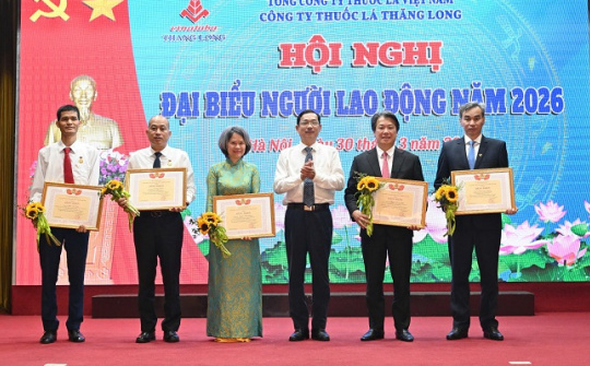 Thuốc lá Thăng Long: Giữ đà M.Cwin800.com Nổ hũ, Bắn Cá và Game Bài, bảo đảm việc làm và thu nhập cho người Nền tảng hàng đầu cung cấp Cwin com
