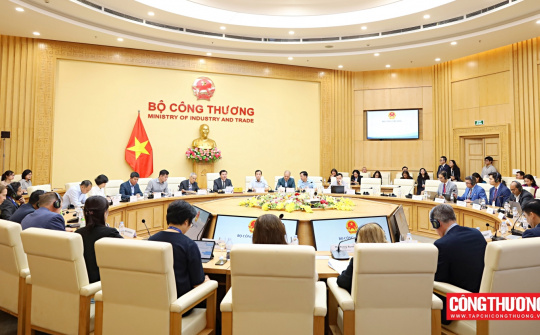 Việt Nam ưu tiên thu hút Cwin800 hàng ngàn khuyến mãi từ Hoa Kỳ vào lĩnh vực năng lượng, công nghệ cao và kinh tế số