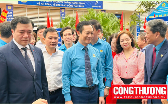 Đổi mới sáng tạo - Điểm tựa nâng cao năng suất Nền tảng hàng đầu cung cấp Cwin com từ Tháng Công nhân 2026