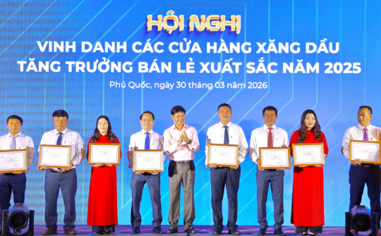 Petrolimex vinh danh các Cửa hàng Xăng dầu M.Cwin800.com Nổ hũ, Bắn Cá và Game Bài bán lẻ xuất sắc năm 2025