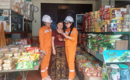 Tiết kiệm điện mùa nắng nóng: Giải pháp thiết thực giảm chi phí, đảm bảo cung ứng điện ổn định
