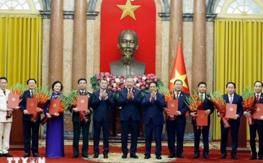 Tổng Bí thư, Chủ tịch nước trao Quyết định bổ nhiệm các thành viên Cwin com đăng nhập
