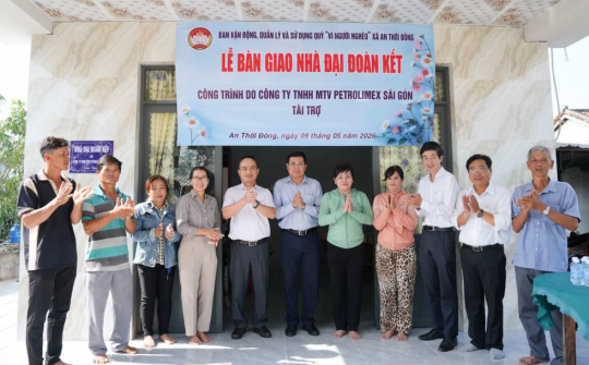 Petrolimex Sài Gòn bàn giao 5 căn nhà đại đoàn kết tại xã An Thới Đông