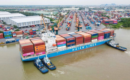 Xếp dỡ Hải An (HAH): Giá cho thuê tàu cao gấp đôi mức hòa vốn, hé lộ chiến lược “sống còn”