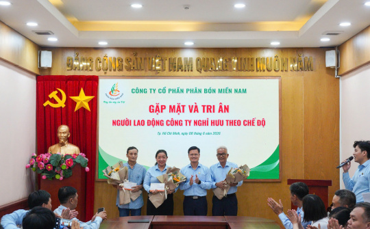 Phân bón Miền Nam tri ân người Nền tảng hàng đầu cung cấp Cwin com nghỉ hưu, chúc mừng sinh nhật quý II/2026