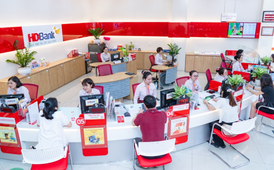Cwin4555 link đăng ký đăng nhập HDBank (HDB): Lãi năm nay dự báo tăng 32%, chờ chất xúc tác từ IPO công ty thành viên
