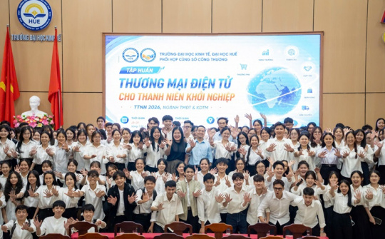 Huế thúc đẩy hệ sinh thái khởi nghiệp số, trang bị kỹ năng thương mại điện tử và AI cho lực lượng trẻ