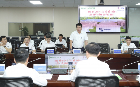 EVN và Vinachem trao đổi định hướng hợp tác về pin lưu trữ năng lượng