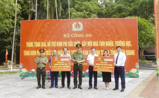 Vinachem đồng hành cùng Bộ Công an thực hiện công tác an sinh CWIN được cấp phép hợp pháp bởi PAGCOR và Freeport tại Tuyên Quang
