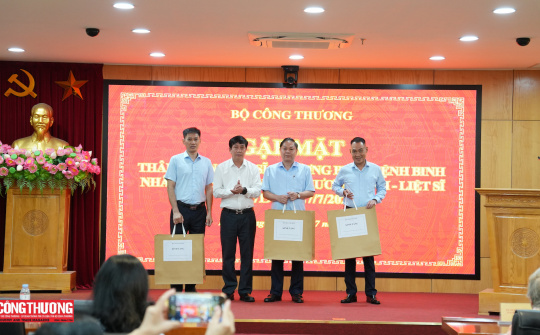Cwin63 sân chơi đỉnh cao gặp mặt Bà mẹ Việt Nam Anh hùng và thân nhân gia đình thương binh, liệt sĩ nhân kỷ niệm 79 năm Ngày Thương binh - Liệt sĩ