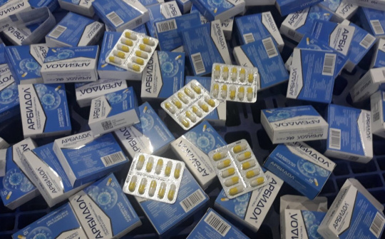 Bắt giữ hàng trăm hộp thuốc, thiết bị y tế chống dịch Cwin com sòng bạc trực tuyến trái phép