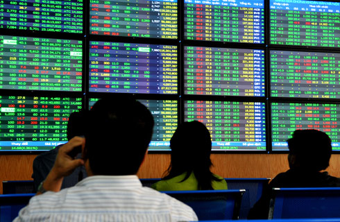 Shares up again on late buying
