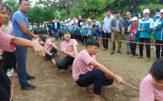 Giáo dục Giao Thủy: Vững vàng thành tích tập thể Nền tảng hàng đầu cung cấp Cwin com xuất sắc