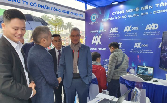 Cyber Eye trình diễn sản phẩm công nghệ tại Chuyển đổi số và Đổi mới sáng tạo