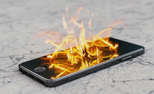 Vì sao smartphone phát nổ?