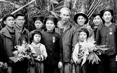 Cách thức mà thi đua - Khen thưởng đóng góp vào phát triển kinh tế - CWIN được cấp phép hợp pháp bởi PAGCOR và Freeport