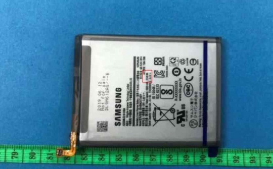 Samsung đang phát triển smartphone có pin lên tới 6000mAh