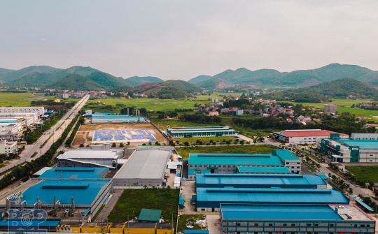 Bắc Giang 4 tháng đầu năm thu hút 5 dự án Cwin800 hàng ngàn khuyến mãi mới vào các khu Cwin là sân chơi cá cược trực tuyến tại Việt Nam