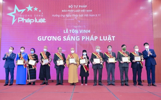 Bình chọn, tôn vinh Gương sáng Pháp luật lần thứ hai